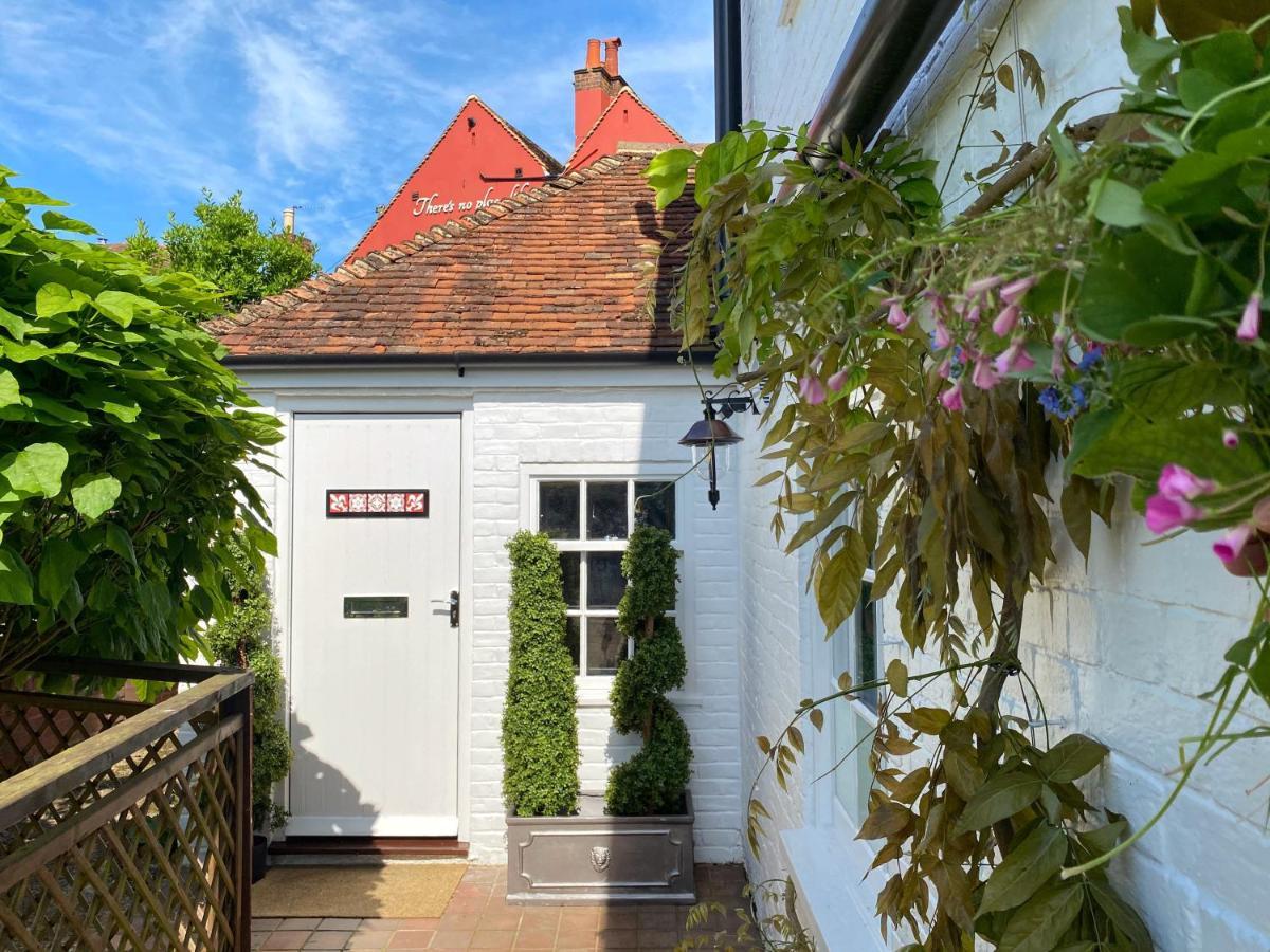 Hambrook House Canterbury - New Luxury Guest House With Espa Spa Complex Екстериор снимка